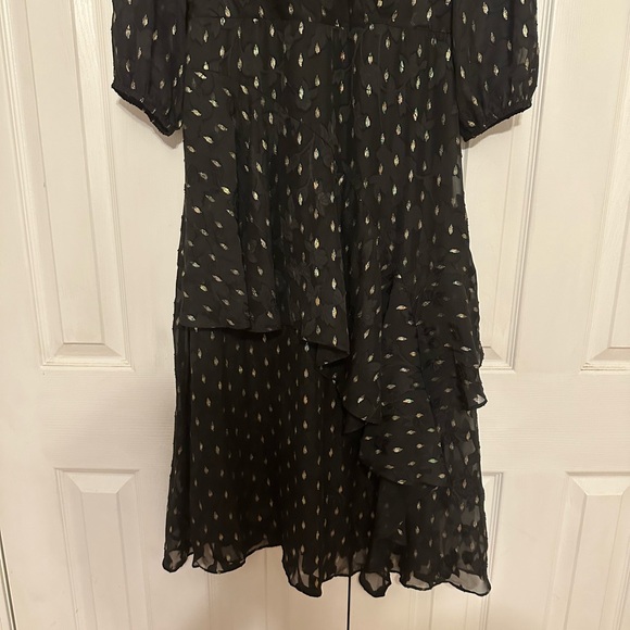 Gorgeous black and gold midi dress - Picture 5 of 8